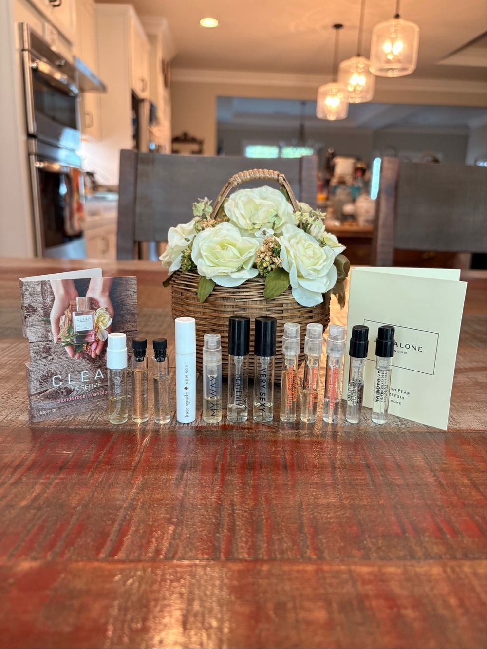 Twelve (12) FRAGRANCE Samples TORY BURCH, ATELIER, ARMANI, JO MALONE & More!